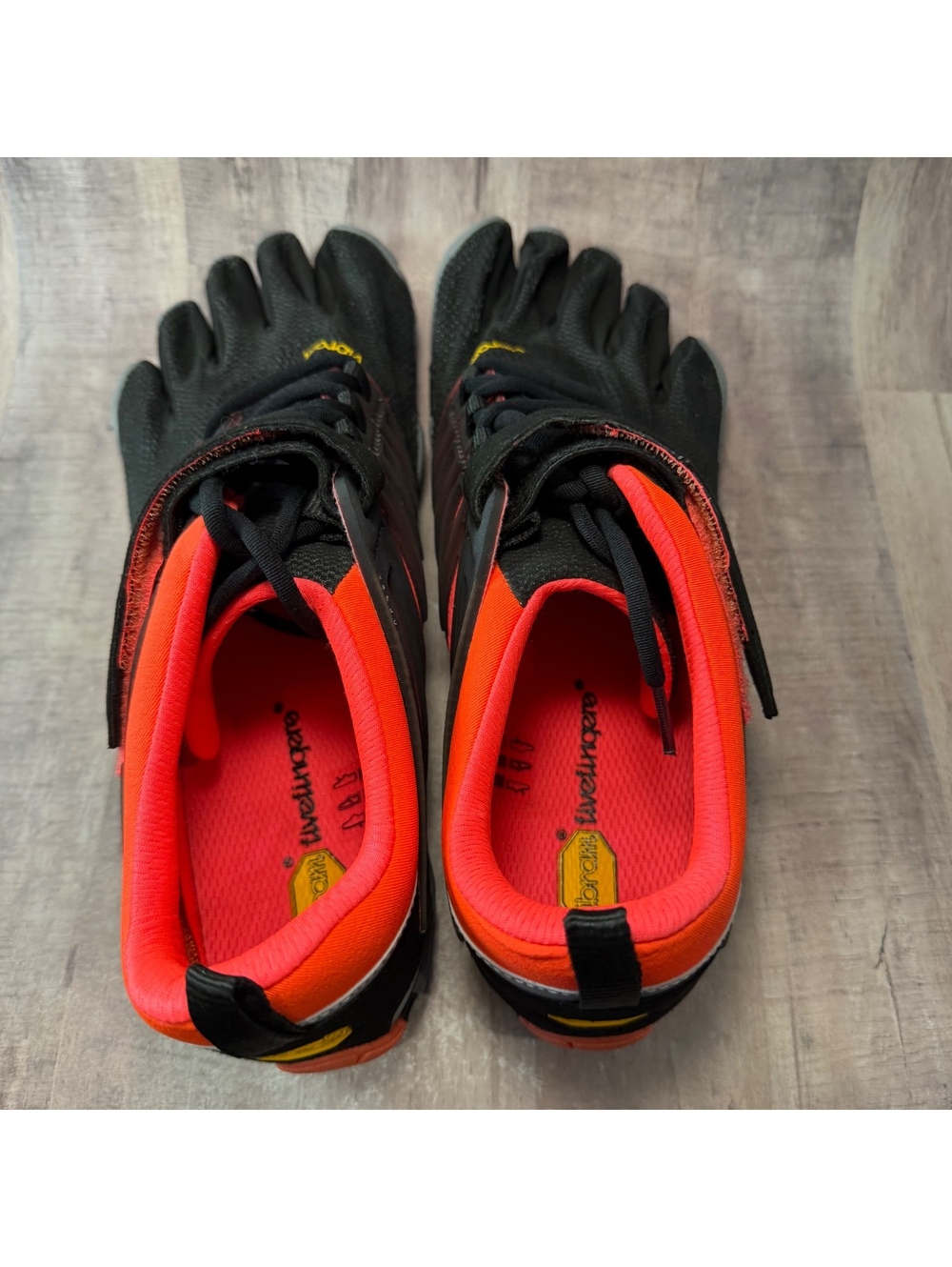 Vibram FiveFingers V-Train Women's 9-9.5 Cross Training Shoes 17W6604 - Picture 6 of 16